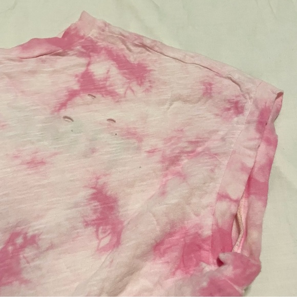 Forever 21 Women Pink Dyed Round Neck T-shirt Size Small Distressed - Picture 13 of 16